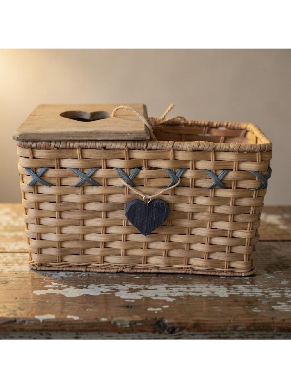 VTG Wicker Organizer Tissue Box Holder Brown Heart Cottagecore 90s Rustic